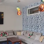 Nyaraló Gowidlina Gowidlino
